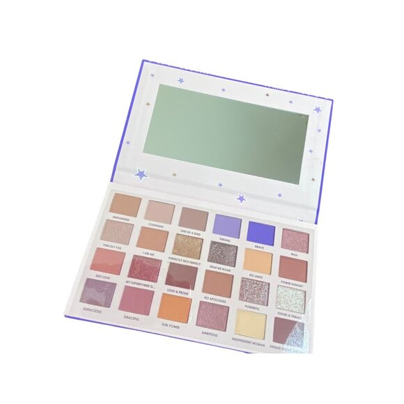 Ciaté London "I Am A Woman Whats Your Super Power?" Vol. 2 Eyeshadow Palette 24 - Picture 5 of 6